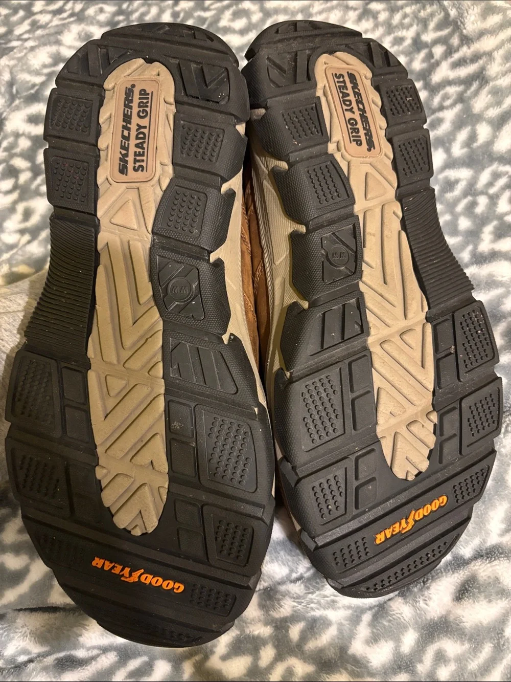 Skechers Men’s Slip-Ins (Size 9)